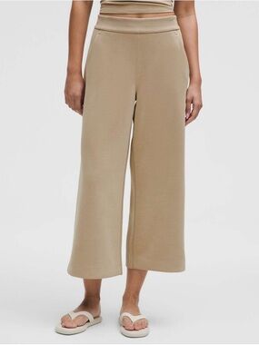 Lululemon Softstreme High-Rise Wide-Leg Cropped Pant Sheer Oak Size XL 2025